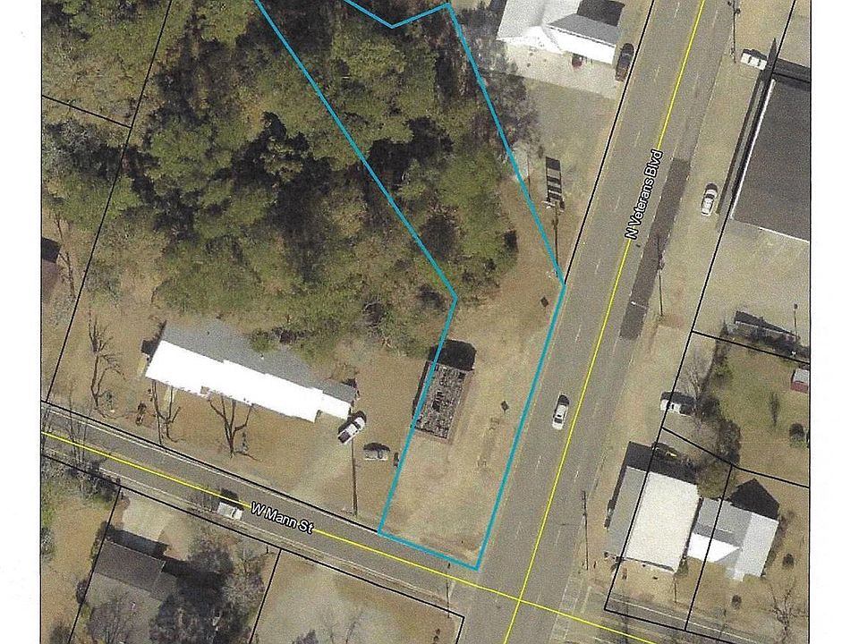 1st image of 302 N Veterans Blvd