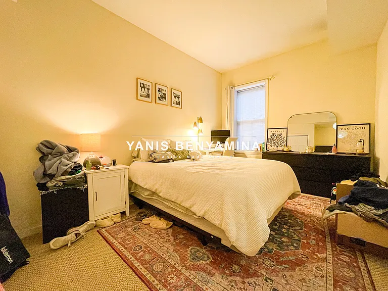 4 Davis Ave #3A — Photo 9