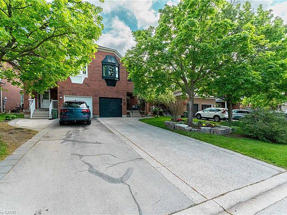 3rd image of 46 Harnesworth Cres