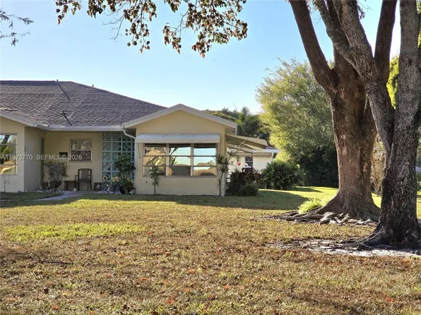 5162 Lakefront Blvd APT D, Delray Beach, FL 33484