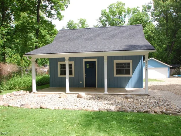 10029 Cummins Dr, Deerfield, OH 44411
