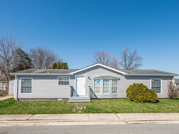 2264 Rush St, Lynwood, IL 60411