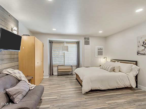 2nd image of 2105 Prospector Ave #218