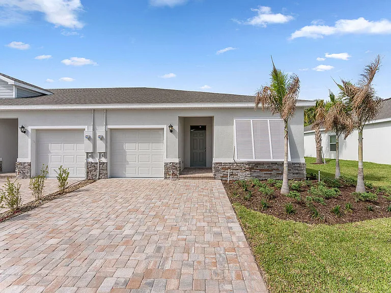 8947 Orchid Reserve Cir — Photo 1