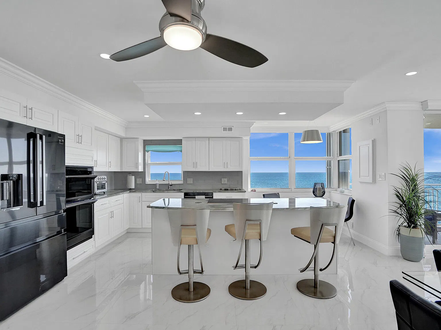 5200 N Ocean Blvd — Photo 3