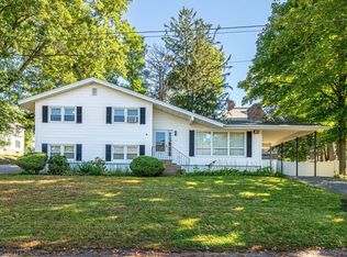 11 Adelaide Ave, Methuen, MA 01844