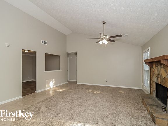 3rd image of 2263 Wynona Dr SE