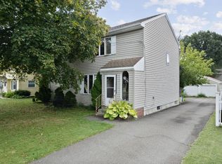 2718 Yale St, Endicott, NY 13760