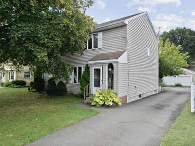 2718 Yale St, Endicott, NY, 13760