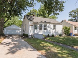 2931 Eastland Rd, Muskegon, MI 49441