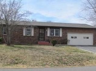 5541 S Honeysuckle Ln, Battlefield, MO 65619