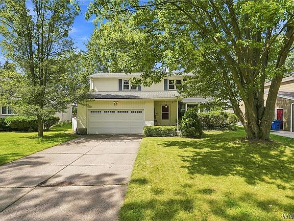 3rd image of 25 Jeffrey Dr