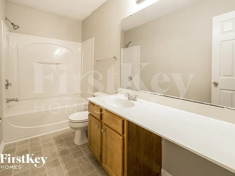 5102 Torrey Ln — Photo 13