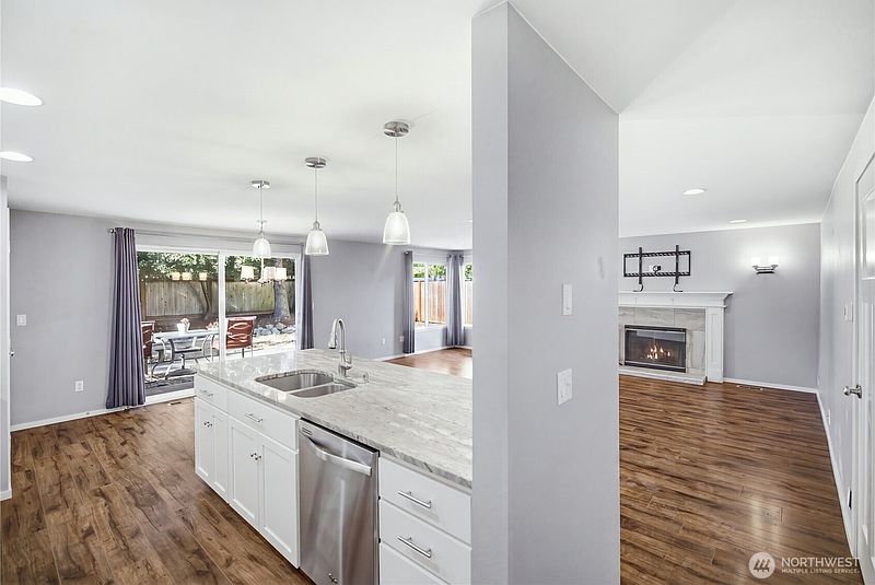 4th image of 15952 SE 176th Place