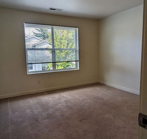 Halsey East Townhomes — Photo 285