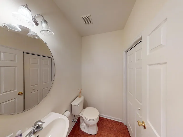 206 Concord Pl — Photo 18
