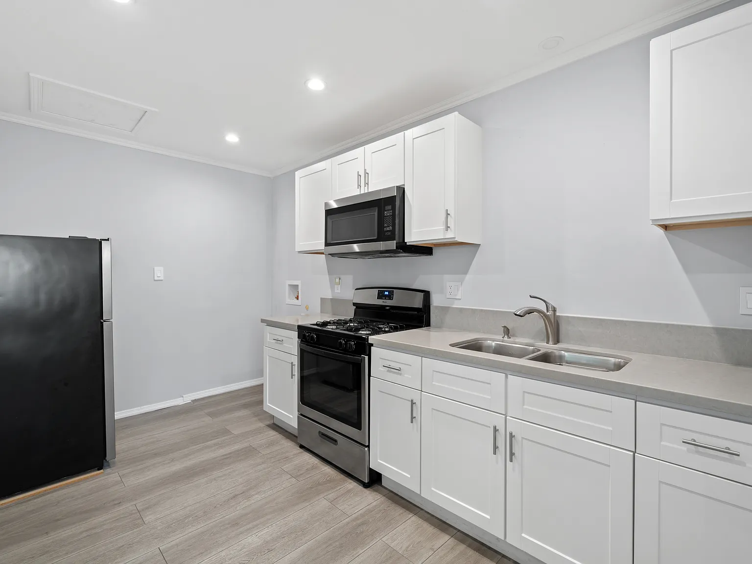 1 bed, 450 sqft, $2,000 — Photo 4