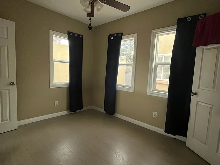 5219 Denker Ave #5219 — Photo 5