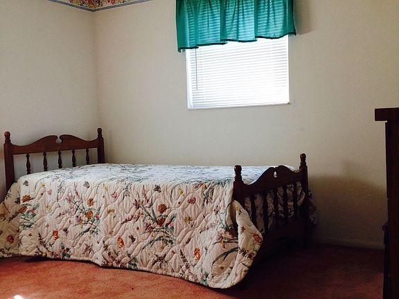 2nd Bedroom