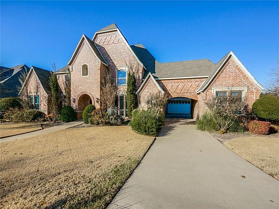 2nd image of 1439 Driftwood Ln