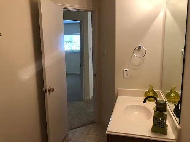 28814 Waltham St — Photo 28