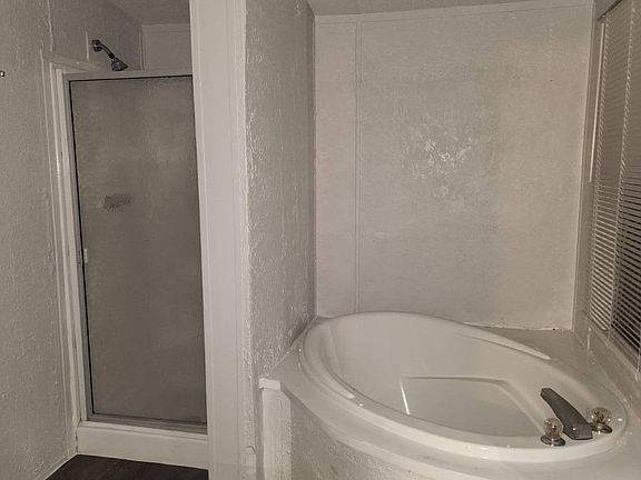 2nd image of 600 E Anderson Rd Trailer 412