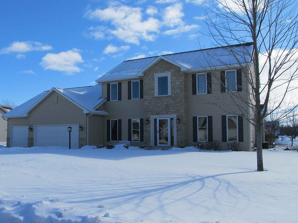 1st image of W6139 Shagbark Hickory Ln