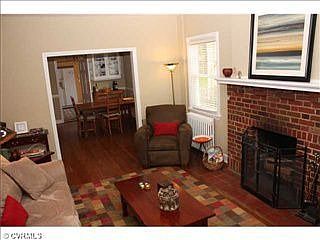 3rd image of 1320 Amherst Ave