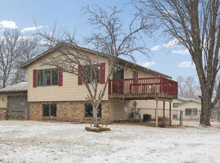 5860 Rolling Ridge Rd, Saint Cloud, MN 56303