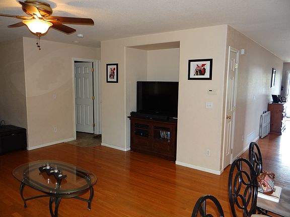 Entertainment center cove