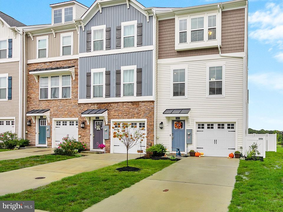 1st image of 35413 Wright Way