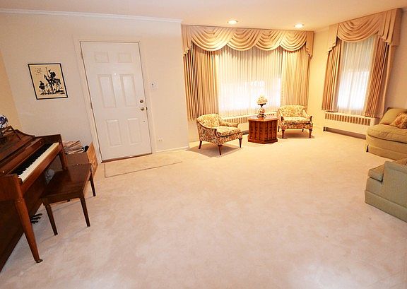 5th image of 4122 Dean Dr