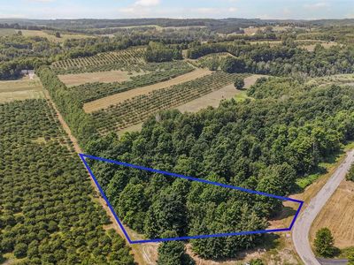 1905 N Blue Water Ct #10, Suttons Bay, MI, 49682