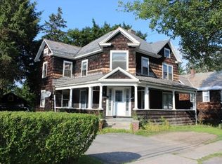 69 Maple St, Greenfield, MA 01301