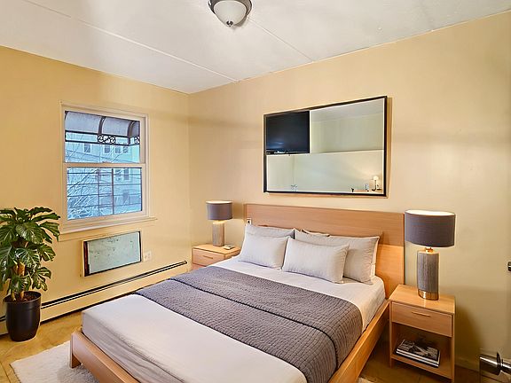 2ND BEDROOM (STAGED)