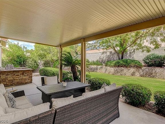 3rd image of 8840 Quintane Ln