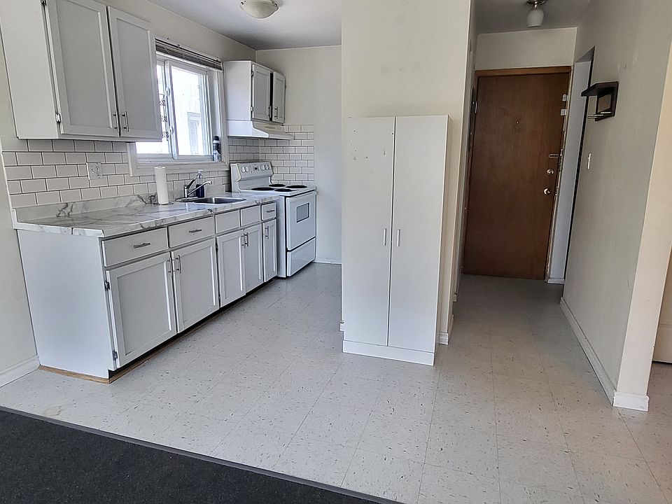 1st image of 265 Macdonnell St #3
