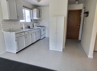 265 Macdonnell St #3, Kingston, ON K7L4C4