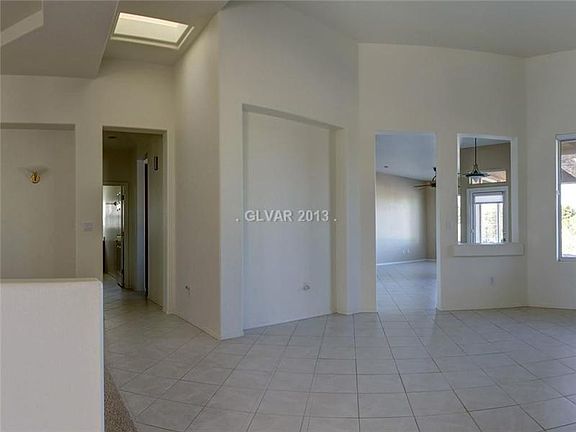 5th image of 10112 Folsom Dr