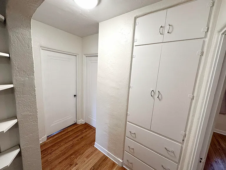 801 Solano Dr NE — Photo 18