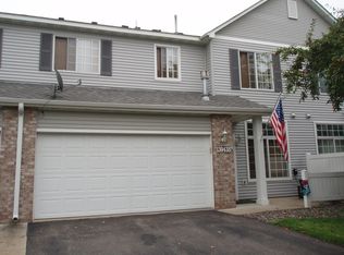 13043 Europa Trail Way N UNIT B, Hugo, MN 55038