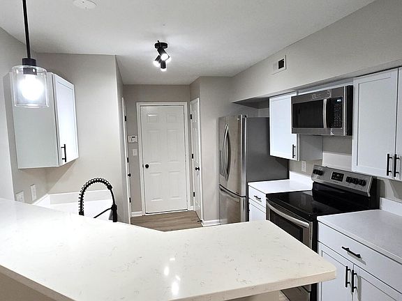 5th image of 4950 Potomac Square Way Unit 4