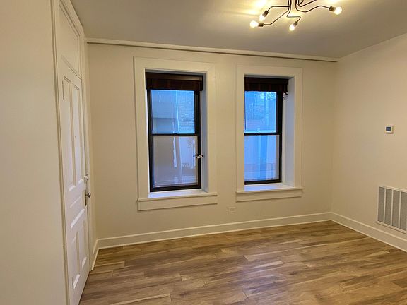 5th image of 1331 N Ashland Ave #3M