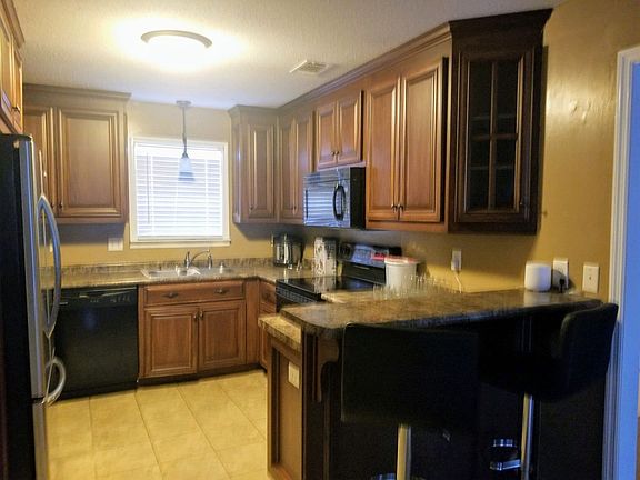 2nd image of 5581 Pasadena Way