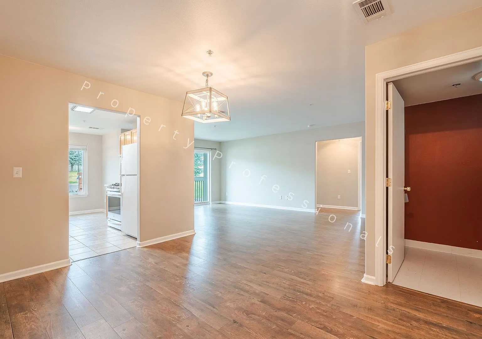 Condo for Rent in New Castle — Photo 3