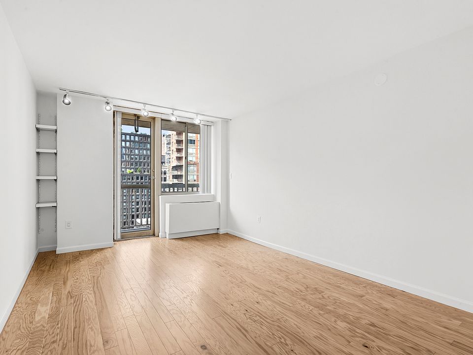 1st image of 50 Lexington Ave APT 16F