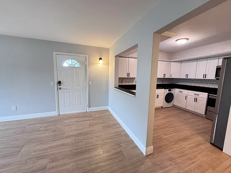 662 Union St #1A — Photo 9