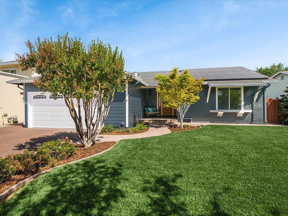 1st image of 481 Edelweiss Dr