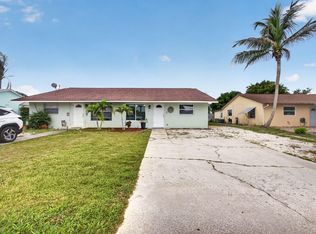 8717 SE Sandy Ln, Hobe Sound, FL 33455