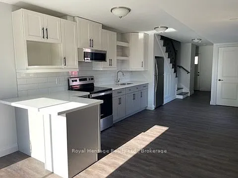 279 Humber Ave #2